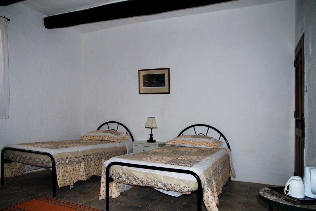 Kerċem Anna Karistu Accommodation المظهر الخارجي الصورة